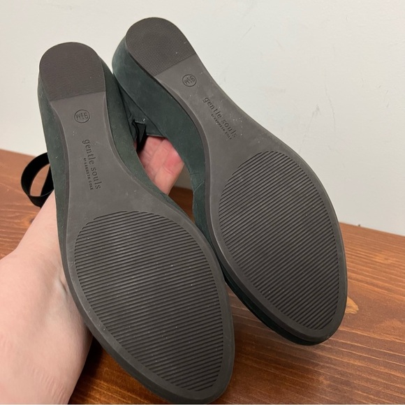 Gentle Souls Noa Leather Green Metallic Wedge Elastic Straps Round Toe Shoe 9.5 - Picture 10 of 12